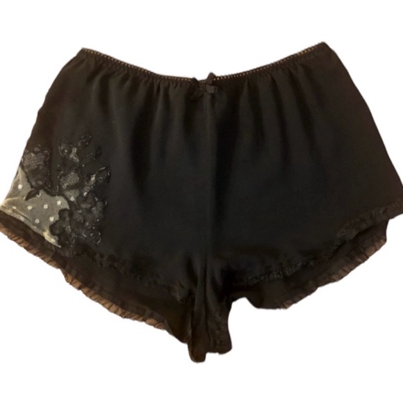 Vintage 1990’s/Y2K Silk & Lace Tap Pants by Luxury Designer Lola C & Co, Small - Picture 3 of 7